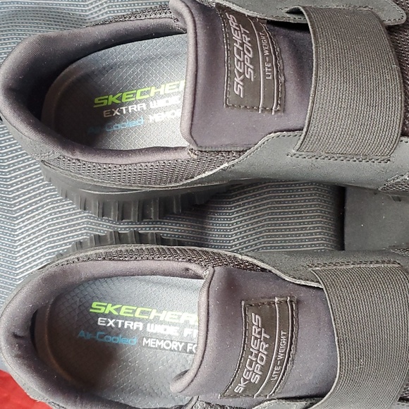 Sketchers MEN size 13 extra wide NWOT - Picture 3 of 13